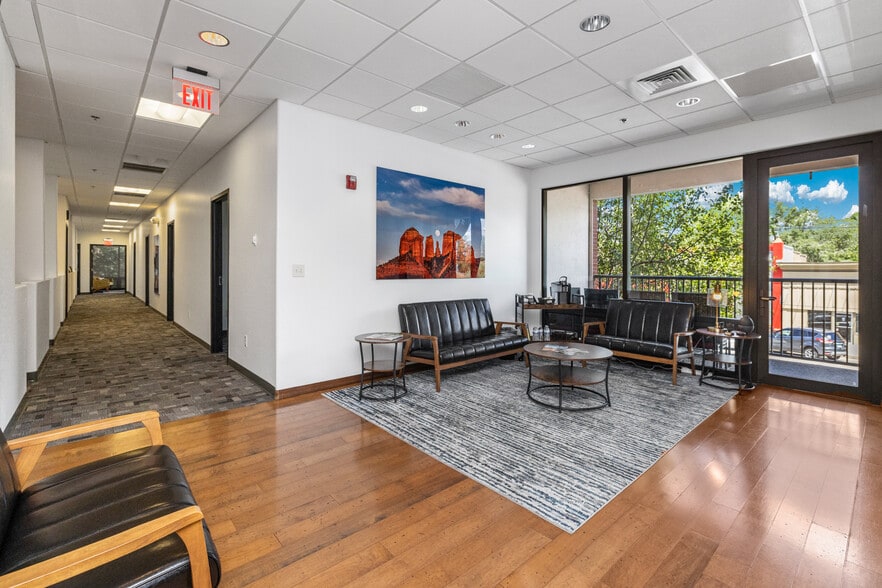 More Photos Of 325 W Gurley St, Prescott Office Residential For Lease