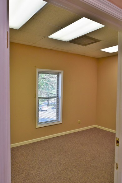 More Photos Of 269 Cusick Rd, Alcoa Office For Lease