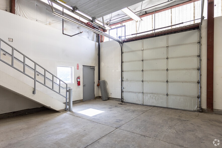 More Photos Of 720-758 S Redwood Rd, Salt Lake City Manufacturing For Lease