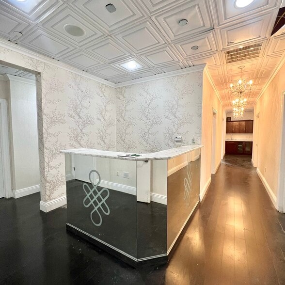 More Photos Of 110 E Ridgewood Ave, Paramus Medical For Sale