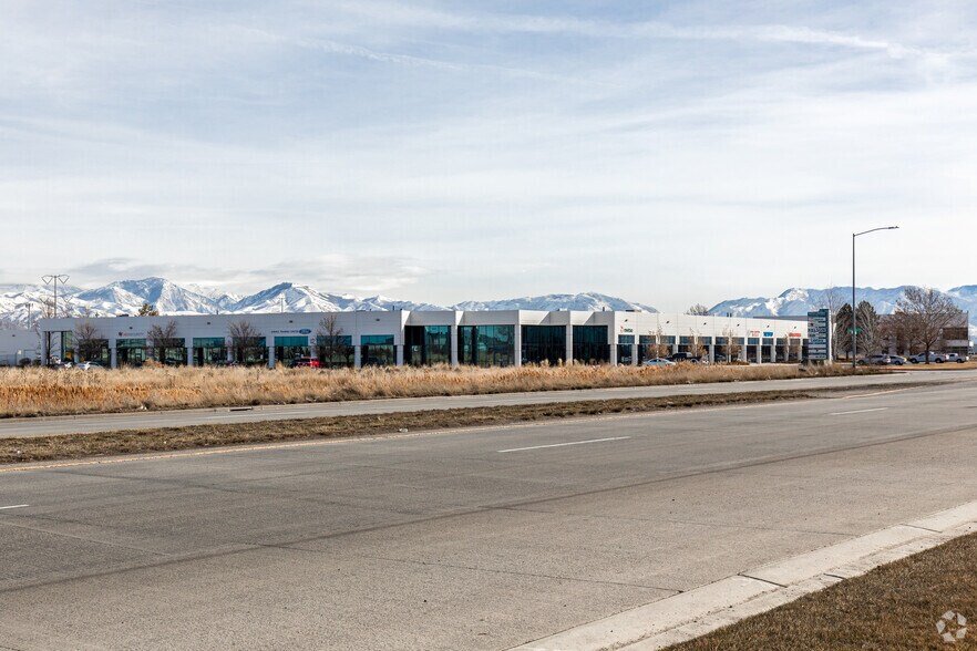 More Photos Of 3676 W California Ave, Salt Lake City Light Manufacturing For Lease