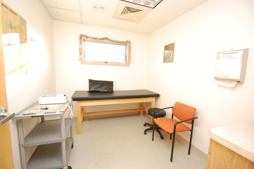 More Photos Of 105 W Houghton Ave, West Branch Medical For Sale