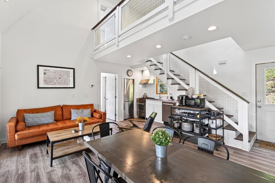 More Photos Of 8026 Buck Creek Rd, Marion Apartments For Sale
