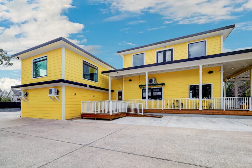 More Photos Of 963 Judiway St, Houston General Retail For Lease