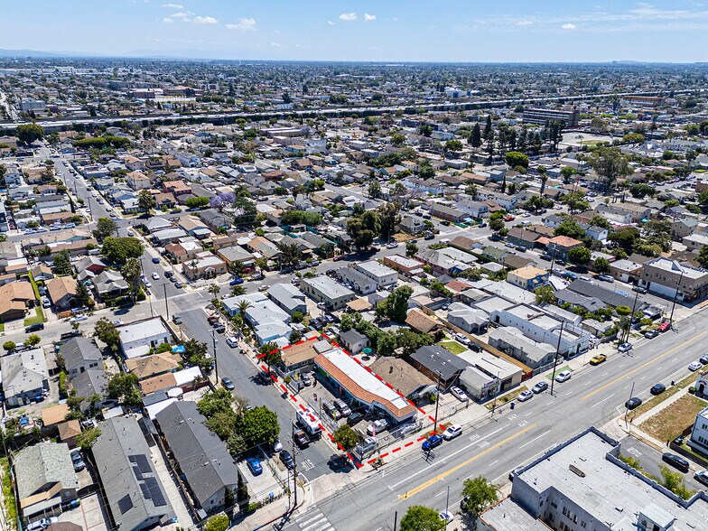 More Photos Of 6500 S Hoover St, Los Angeles General Retail For Sale