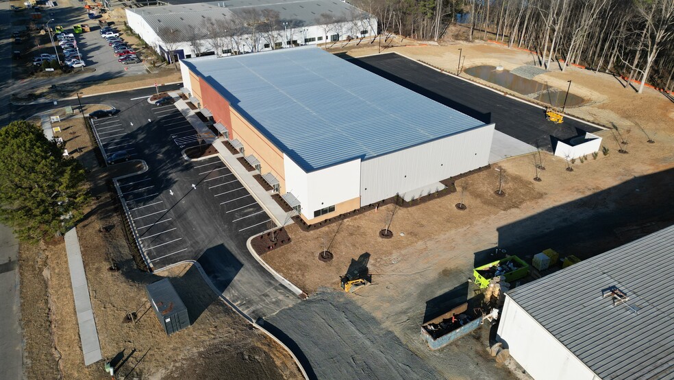 Primary Photo Of 80 Technology Park Ln, Fuquay Varina Warehouse For Lease