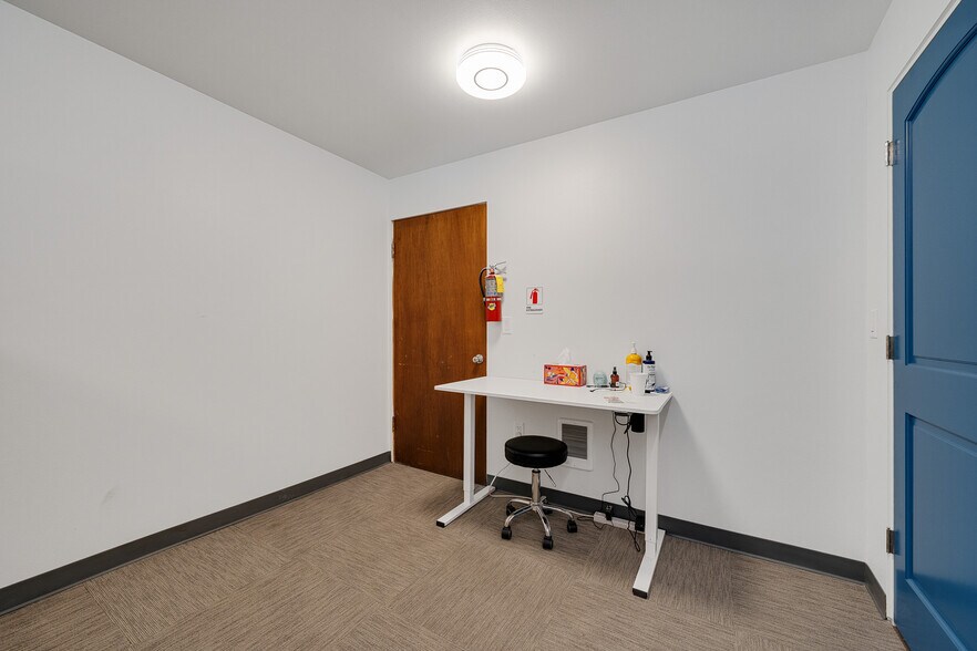 More Photos Of 9330 4th St, Bay City Medical For Sale