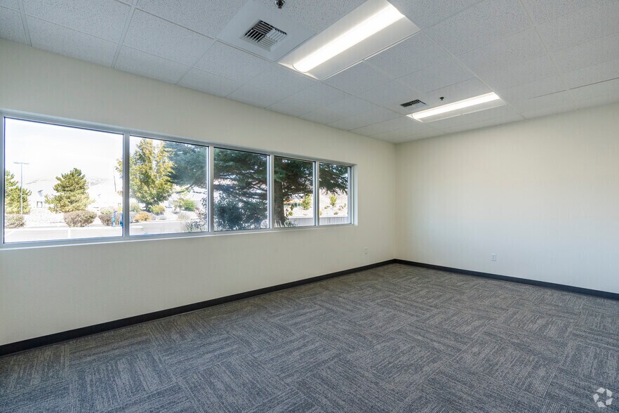 More Photos Of 775 Waltham Way, Sparks Distribution For Lease
