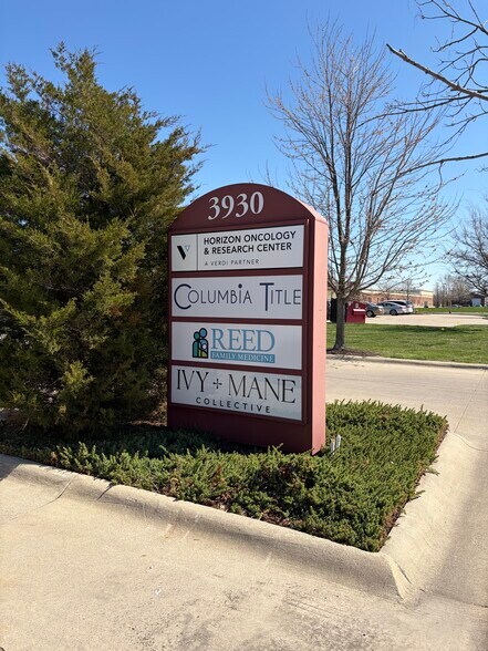 More Photos Of 3930 Mezzanine Dr, Lafayette Medical For Lease