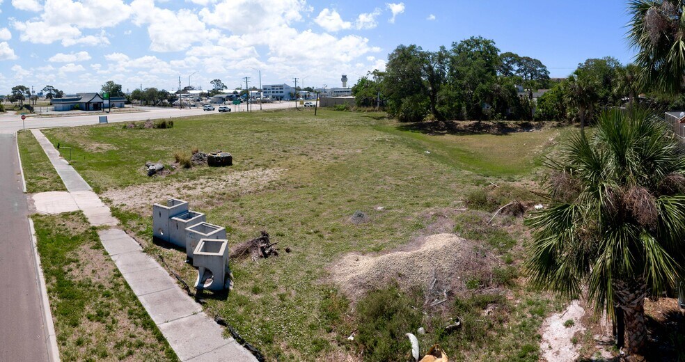 More Photos Of 7972 N Tamiami Trl, Sarasota Land For Sale