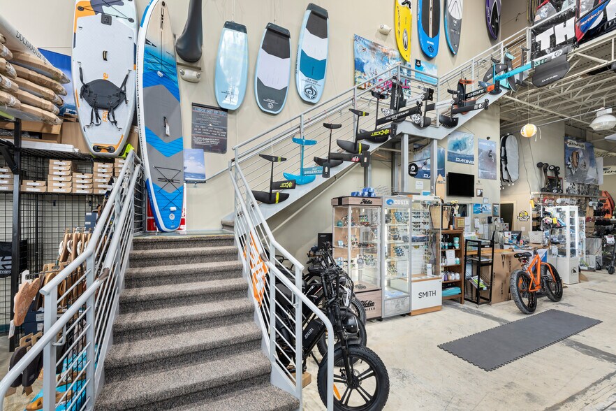 More Photos Of 3090 Ridgewood Dr, Daytona Beach Freestanding For Sale