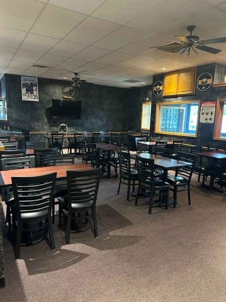 More Photos Of 2850 William St, Buffalo General Retail For Sale