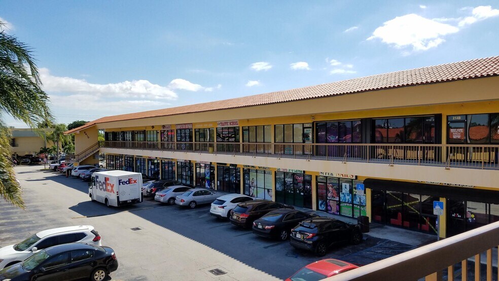 More Photos Of 8400-8420 W Flagler St, Miami Unknown For Lease