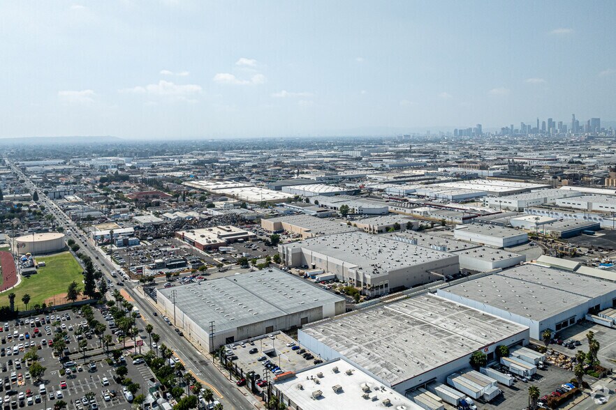 More Photos Of 5820-5830 Bickett St, Huntington Park Manufacturing For Lease