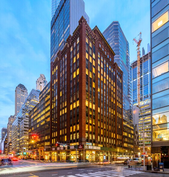 More Photos Of 551 Madison Ave, New York Office For Lease