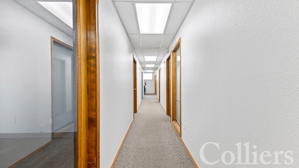 More Photos Of 2300 S Orchard St, Boise Office For Sale
