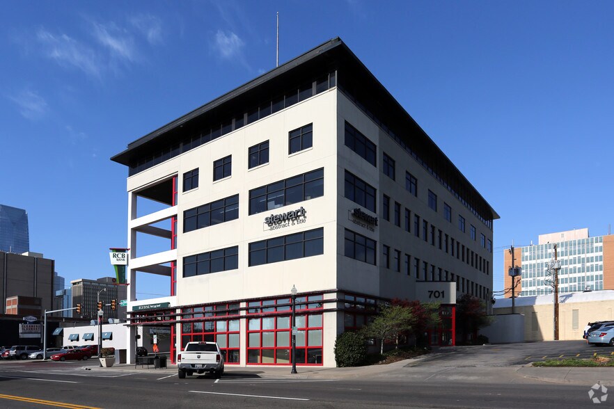 More Photos Of 701 N Broadway Ave, Oklahoma City Office For Lease