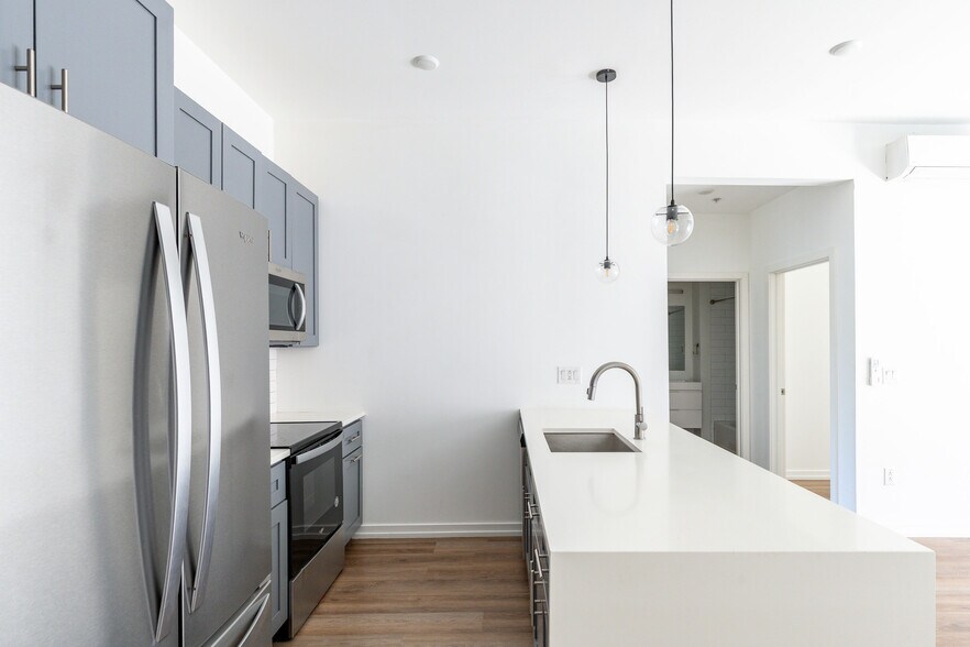 More Photos Of 2616 W Girard Ave, Philadelphia Apartments For Sale