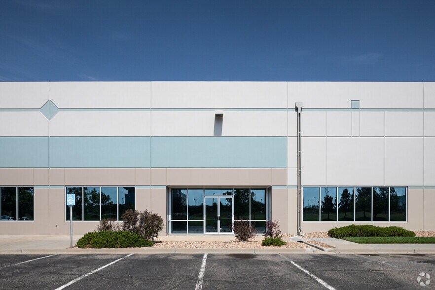 More Photos Of 6981 S Quentin St, Englewood Warehouse For Lease