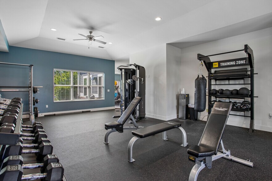 More Photos Of 1 Campus Edge Dr, Edwardsville Apartments For Sale