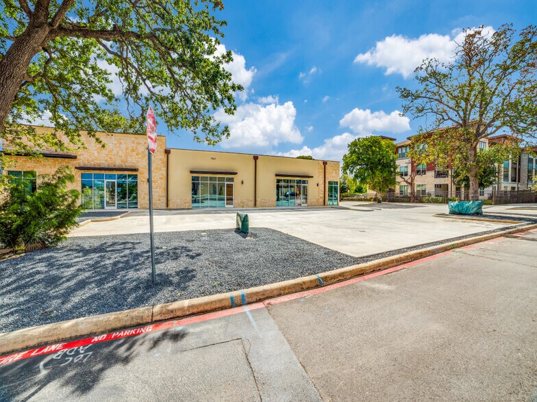 More Photos Of 7927 Calle Rialto, San Antonio Storefront Retail Office For Lease