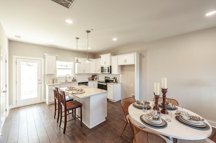 More Photos Of 1136 Lock 4 Rd, Gallatin Apartments For Sale