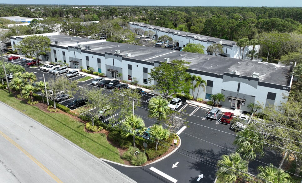 Primary Photo Of 645 NW Enterprise Dr, Port Saint Lucie Light Distribution For Lease