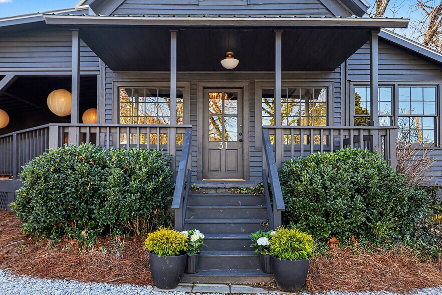More Photos Of 31 Earl St, Clayton General Retail For Sale