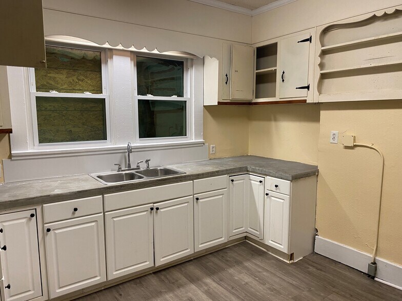 More Photos Of 2325 Milledgeville Rd, Augusta Office For Sale