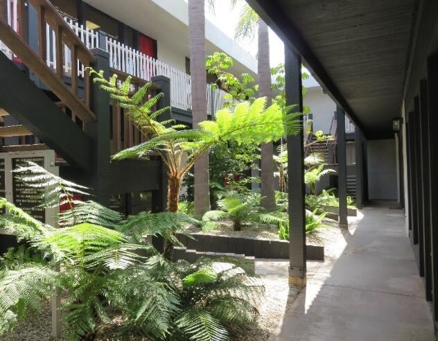 More Photos Of 2665 30th St, Santa Monica Office For Lease