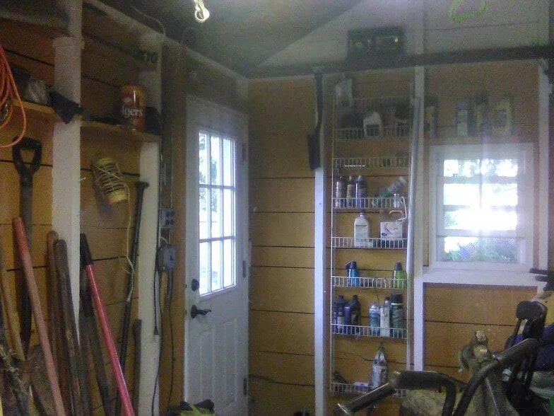 More Photos Of 2038 Grant Ave, Philadelphia Specialty For Sale