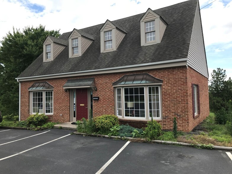 Primary Photo Of 59 Lee Hwy, Verona Office For Lease