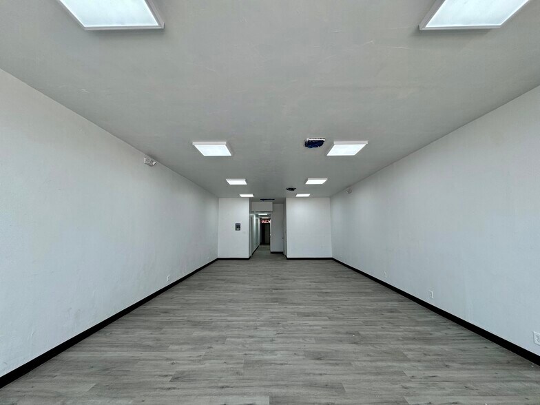 More Photos Of 4300 Crenshaw Blvd, Los Angeles Storefront Retail Office For Lease