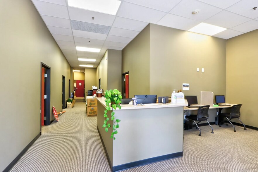 More Photos Of 1221 Bower Pky, Columbia Office Residential For Lease