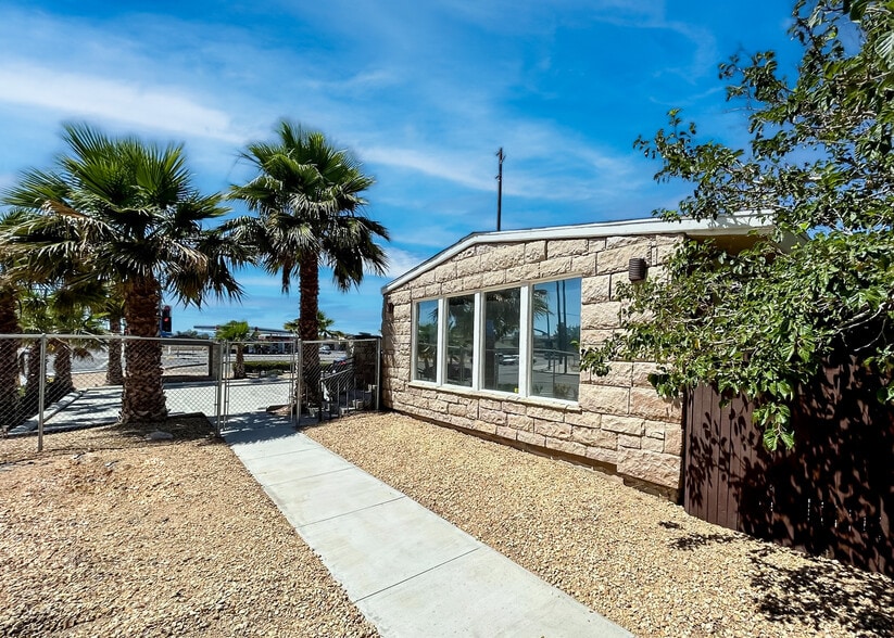 More Photos Of 16088 Outer Bear Valley Rd, Victorville Office For Lease