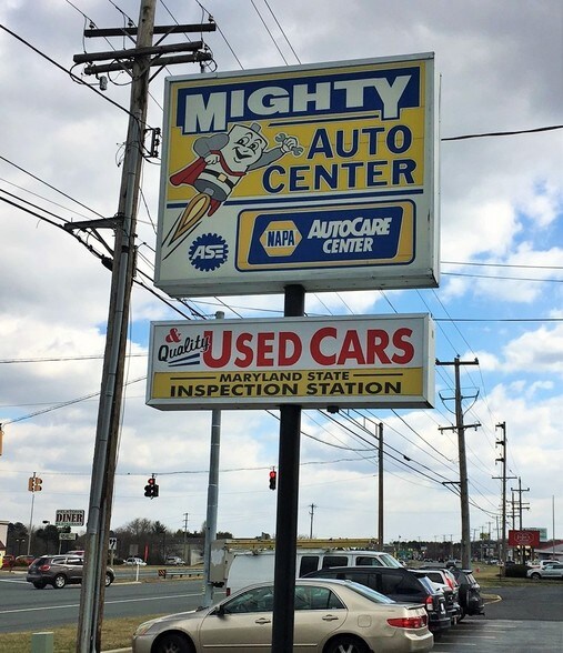 More Photos Of 200 E Pulaski Hwy, Elkton Auto Repair For Sale