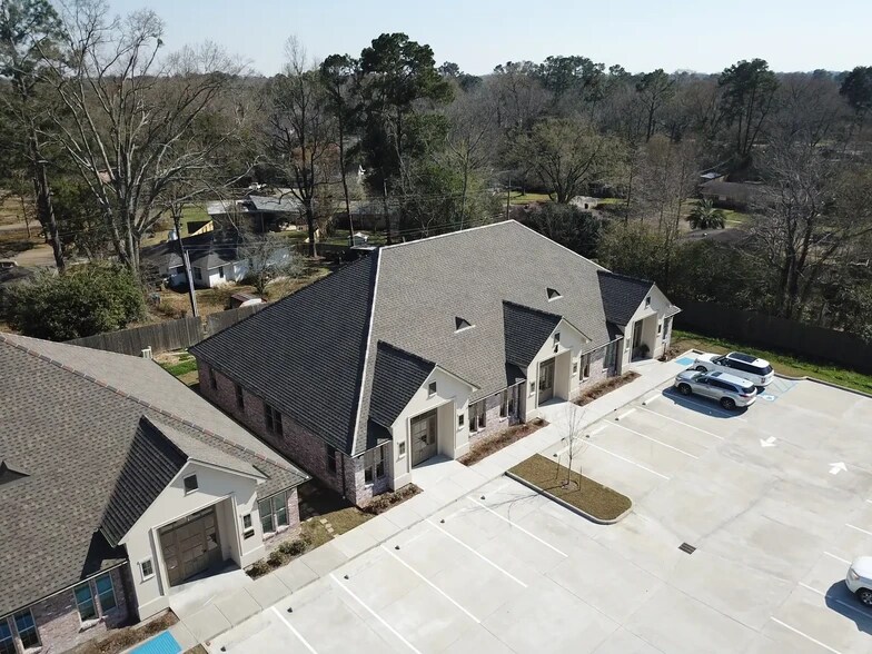 More Photos Of 9026 Jefferson Hwy, Baton Rouge Office For Lease