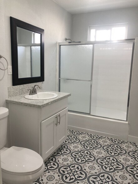 More Photos Of , Los Angeles Multifamily For Sale