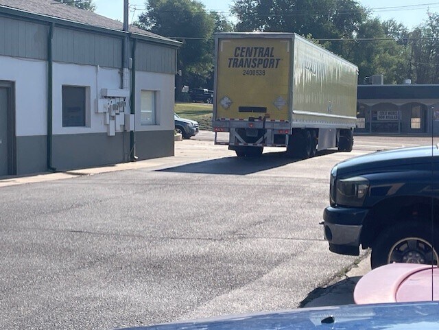 More Photos Of 5985 Lamar St, Arvada Warehouse For Lease