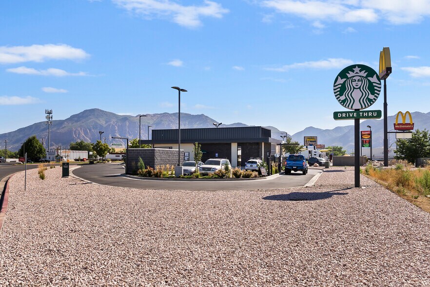 More Photos Of 2087 1100 w, West Haven Fast Food For Sale