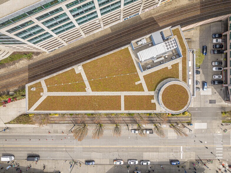 More Photos Of 2200 Alaskan Way, Seattle Office For Lease