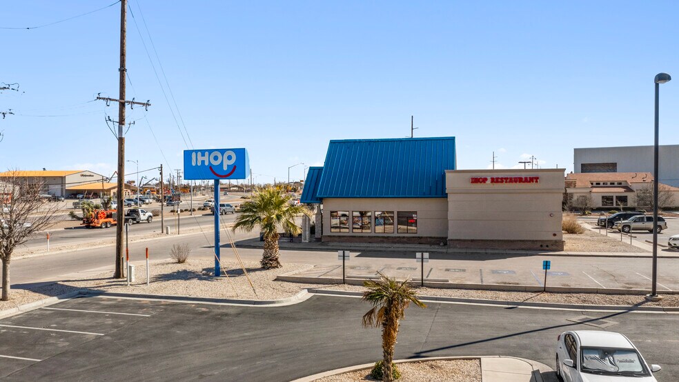 More Photos Of 2529 S Canal St, Carlsbad Restaurant For Sale