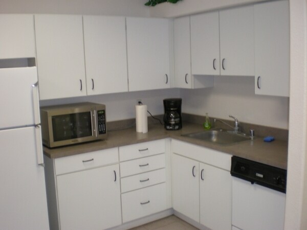 More Photos Of 9165 S Jones Blvd, Las Vegas Warehouse For Lease