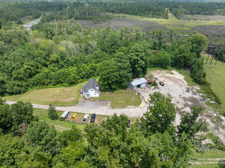 More Photos Of 5757 Ogeechee Rd, Savannah Flex For Lease