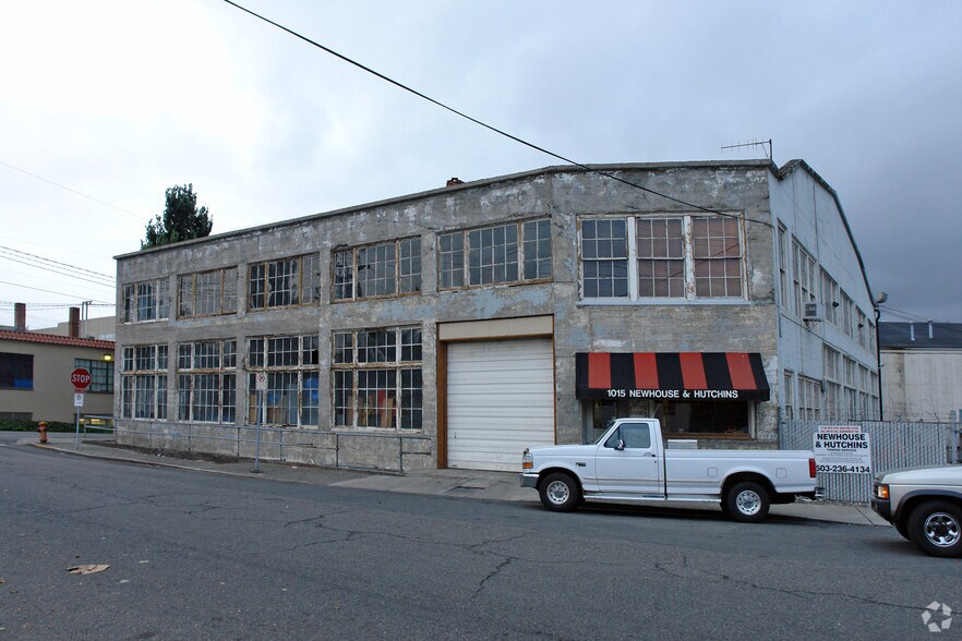 More Photos Of 1015 SE Woodward St, Portland Warehouse For Lease