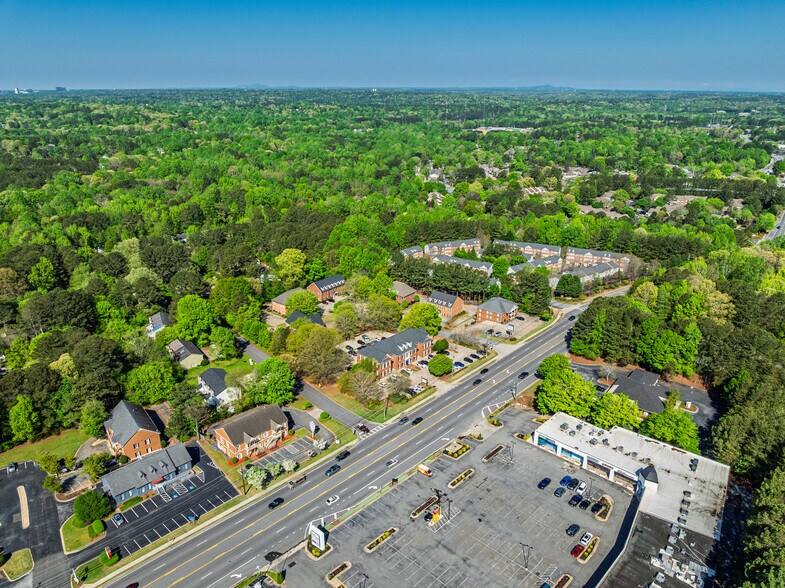 More Photos Of 3495 Holcomb Bridge Rd, Peachtree Corners Office For Lease