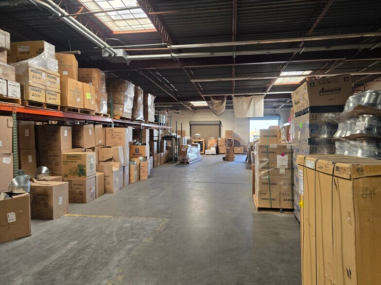 More Photos Of 1220 Barranca Dr, El Paso Light Distribution For Lease