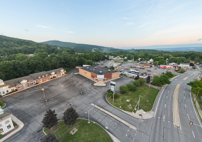 More Photos Of 1777 N Keyser Ave, Scranton Drugstore For Lease