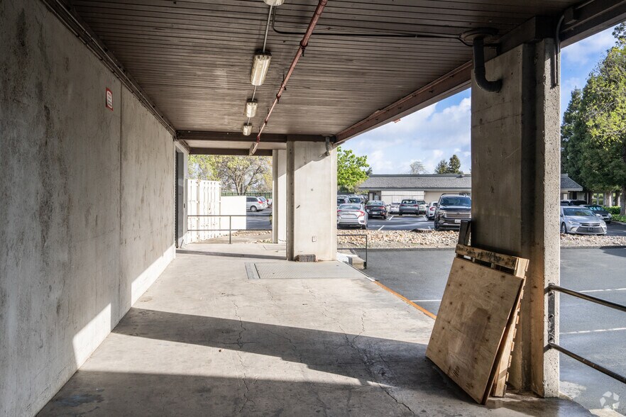 More Photos Of 2377 Stanwell Dr, Concord Warehouse For Lease