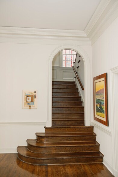 More Photos Of 119 Ridley Ave, Lagrange Office For Sale